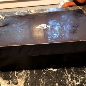 Nike Air Force 1